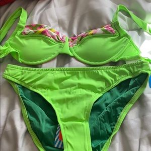 Ujena Bikini